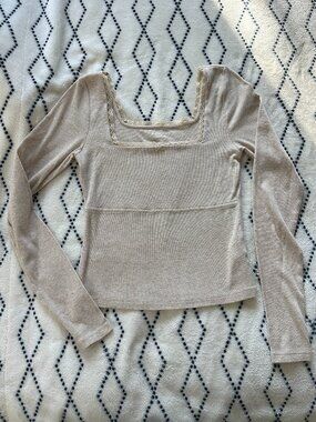 american eagle medium beige ribbed knit long-sleeve crop top with a square neckl